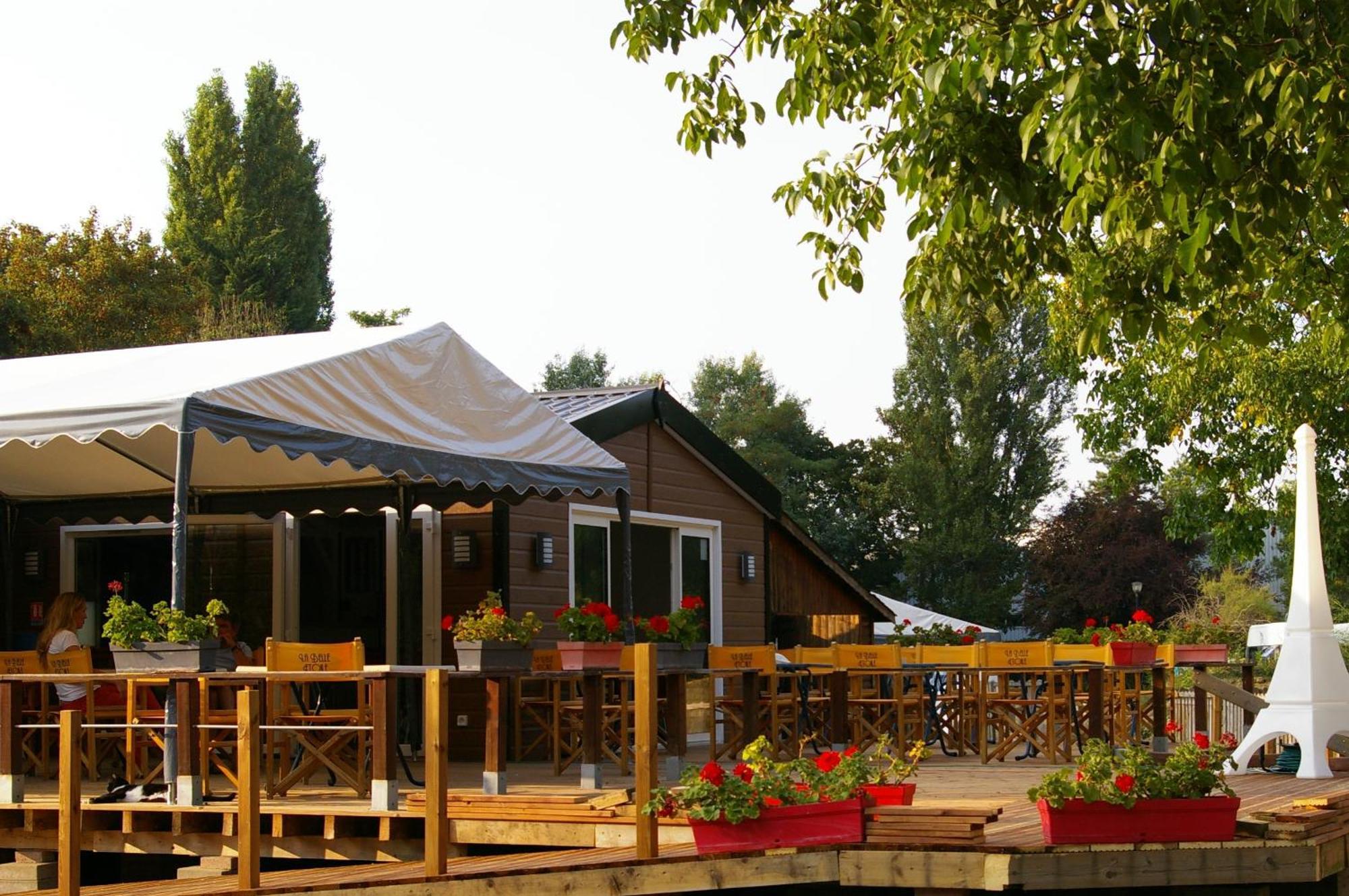 Camping La Belle Etoile Melun Luaran gambar